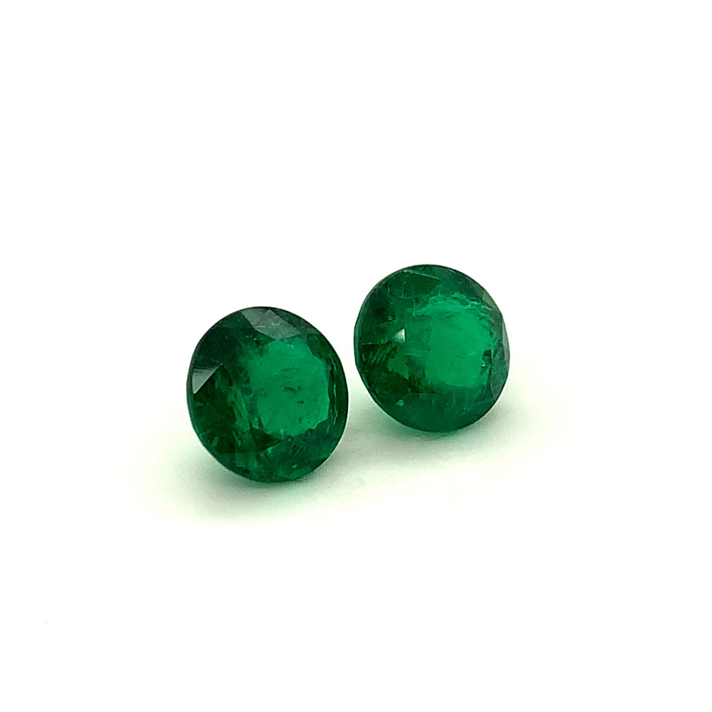 
                  
                    11.01x0.00x6.86mm Cab Round Emerald (2 pc 9.94 ct)
                  
                