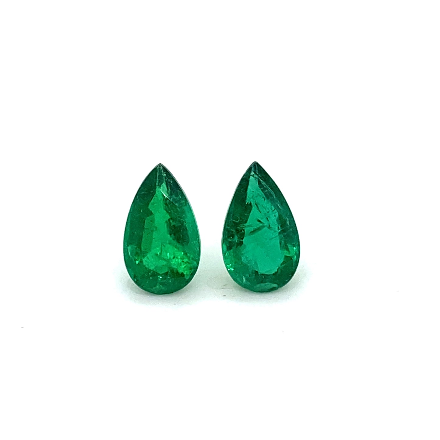 
                  
                    10.10x6.07x3.96mm Pear-shaped Emerald (2 pc 2.83 ct)
                  
                