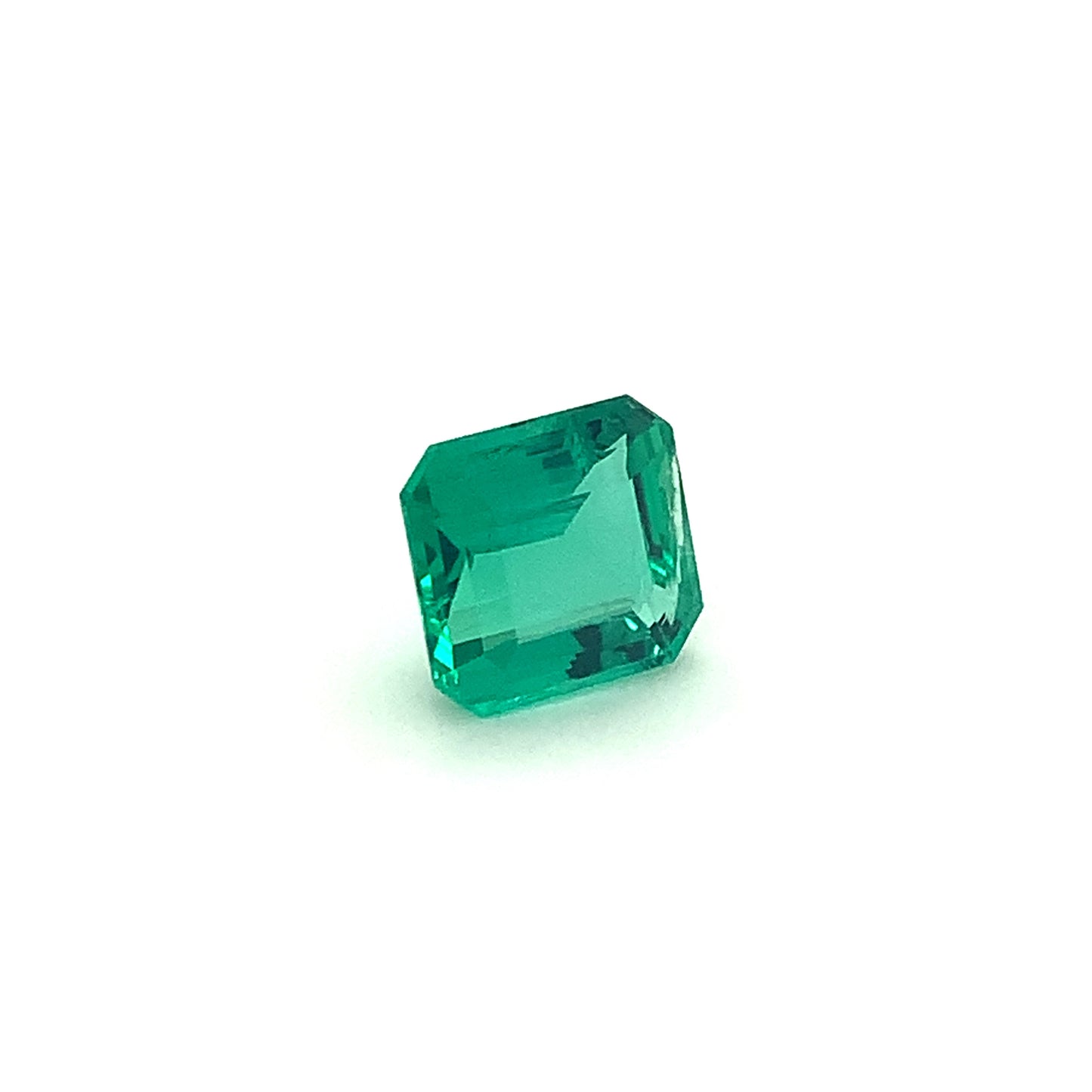
                  
                    10.98x10.11x6.41mm Octagon Emerald (1 pc 5.16 ct)
                  
                