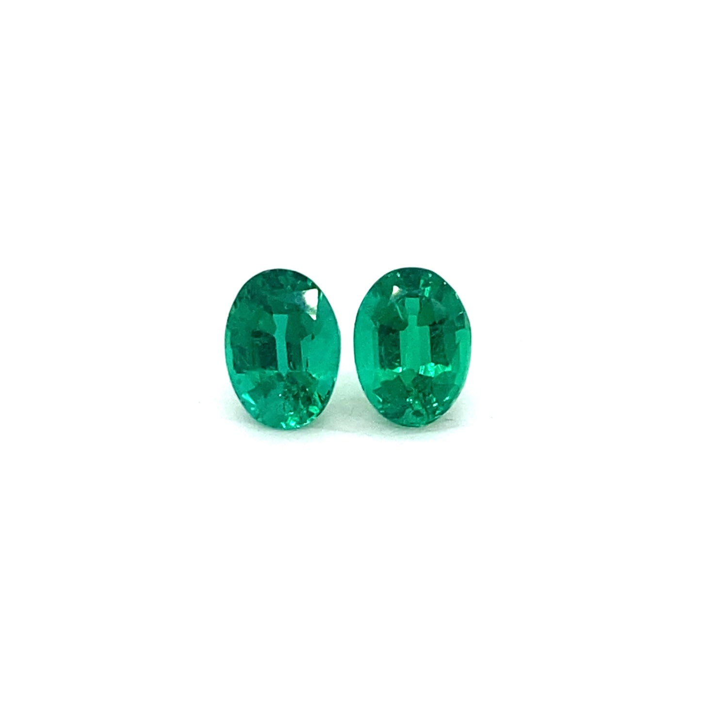 
                  
                    8.94x6.65x5.04mm Oval Emerald Pair (2 pc 3.33 ct)
                  
                