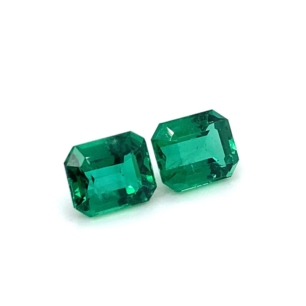 
                  
                    9.45x7.57x5.19mm Octagon Emerald (2 pc 5.43 ct)
                  
                