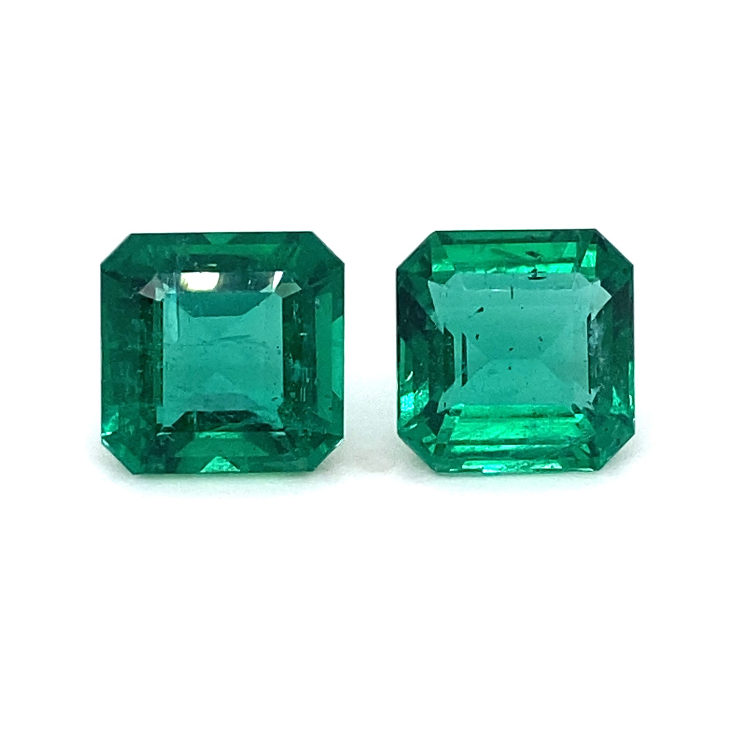
                  
                    11.02x10.87x6.00mm Octagon Emerald (2 pc 10.71 ct)
                  
                