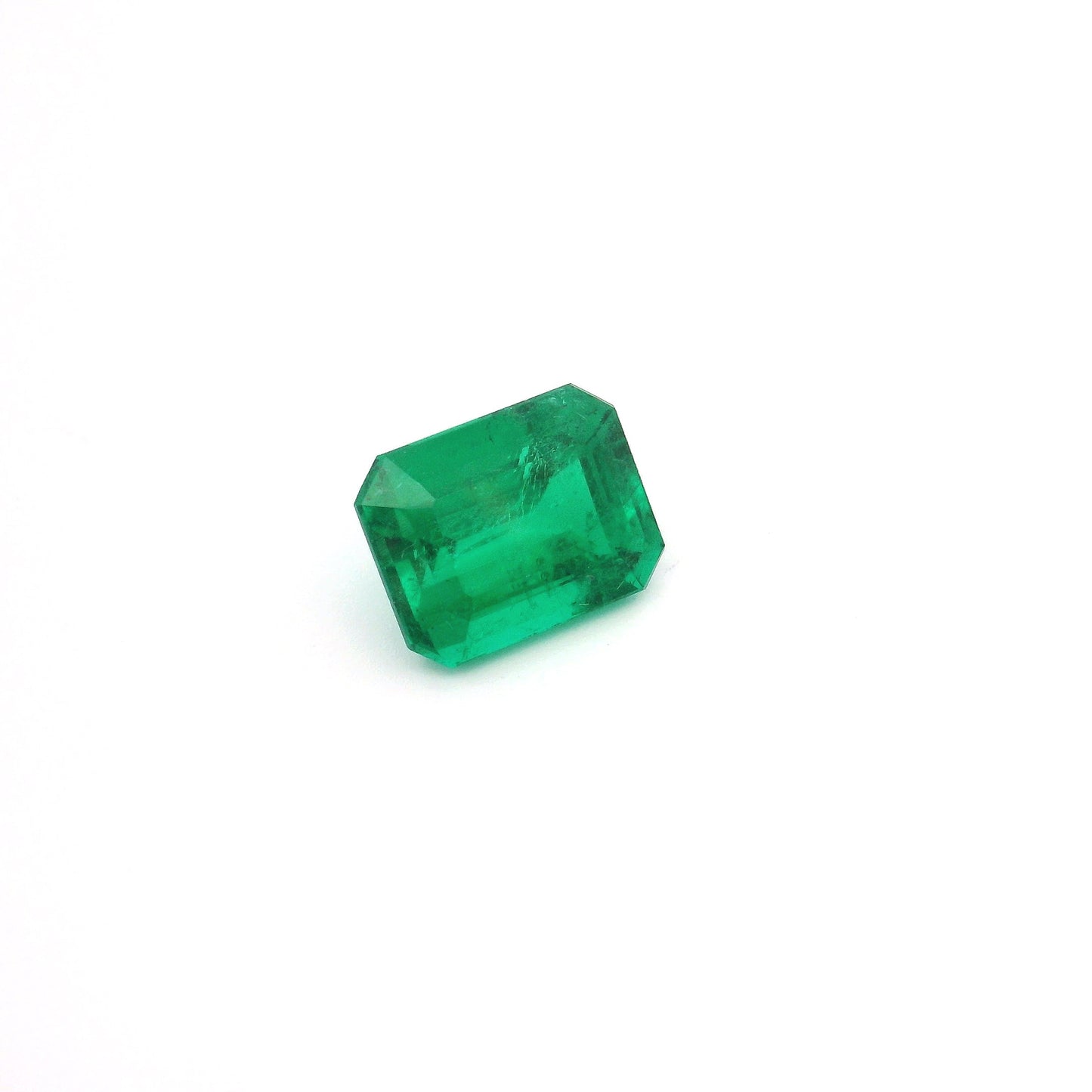 
                  
                    10.31x7.92x5.68mm Octagon Emerald (1 pc 3.31 ct)
                  
                