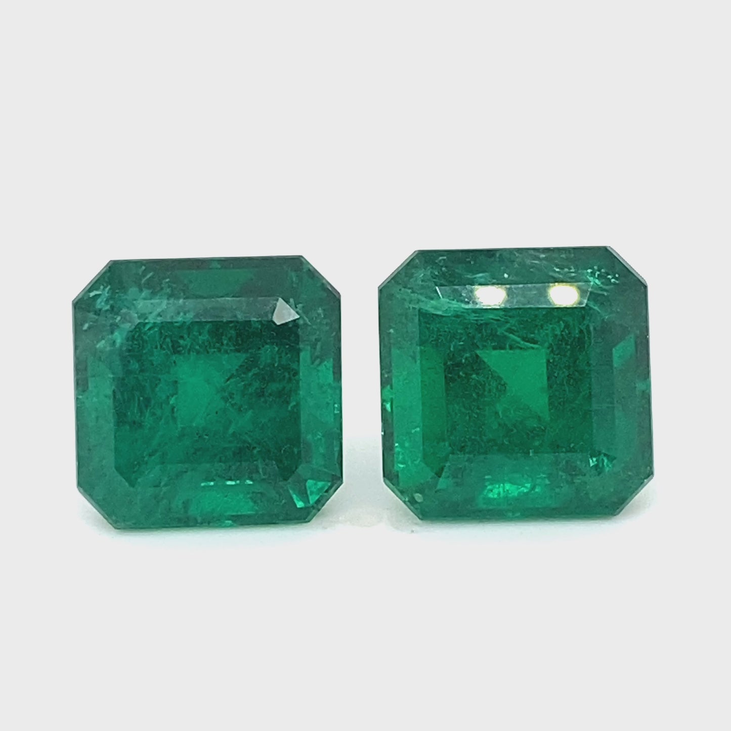 15.06x15.06x11.66mm Octagon Emerald (2 pc 35.40 ct)