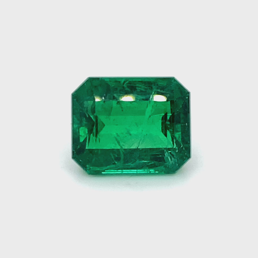 
                  
                    Load and play video in Gallery viewer, 14.40x11.70x8.25mm Octagon Emerald (1 pc 10.61 ct)
                  
                