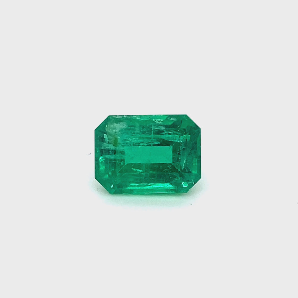
                  
                    Load and play video in Gallery viewer, 13.26x9.79x7.84mm Octagon Emerald (1 pc 7.47 ct)
                  
                