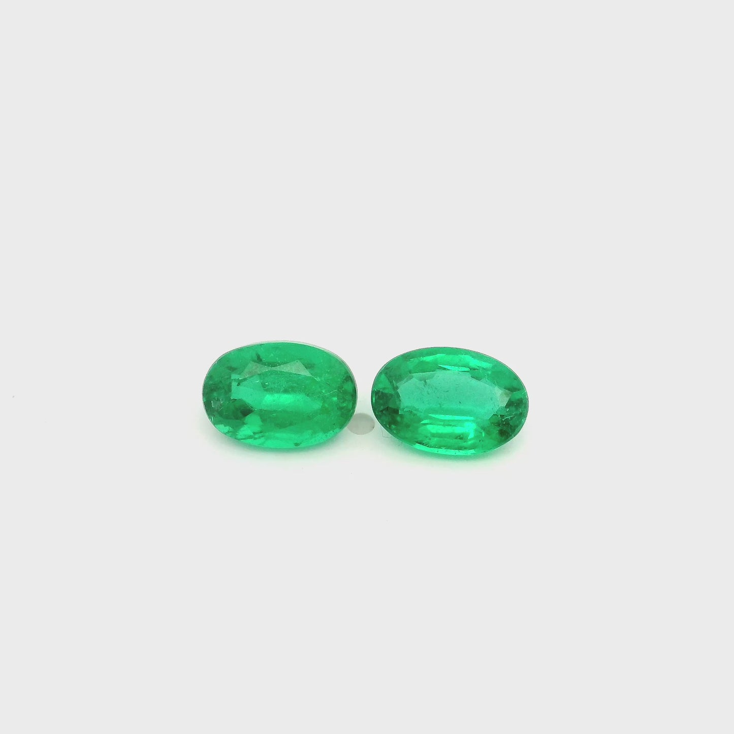 8.50x5.80x0.00mm Oval Emerald (2 pc 2.68 ct)