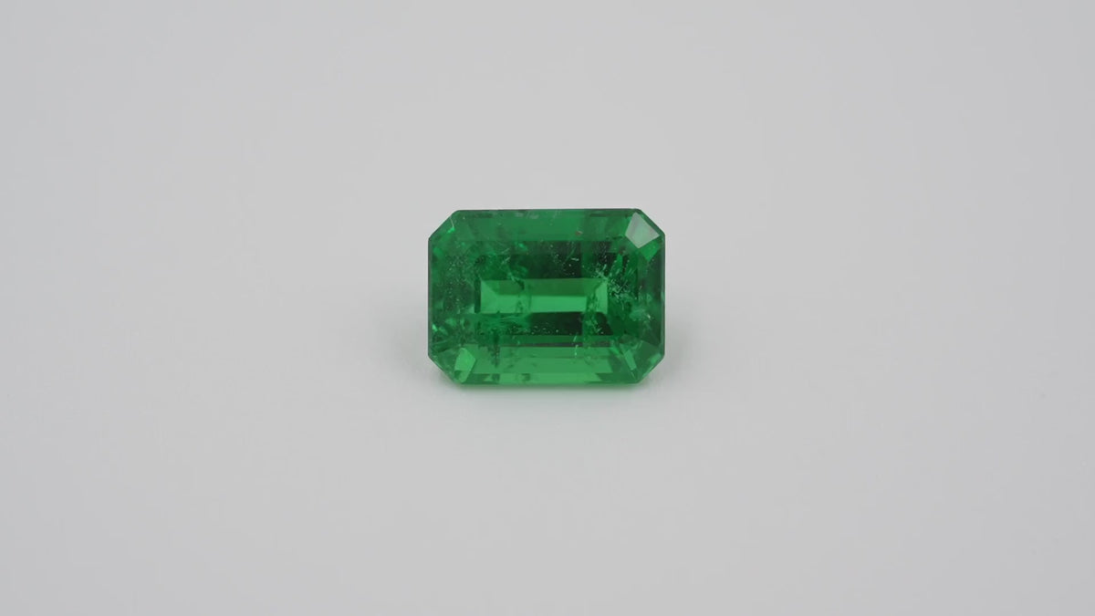 8.98x6.65x4.88mm Octagon Emerald (1 pc 2.10 ct)