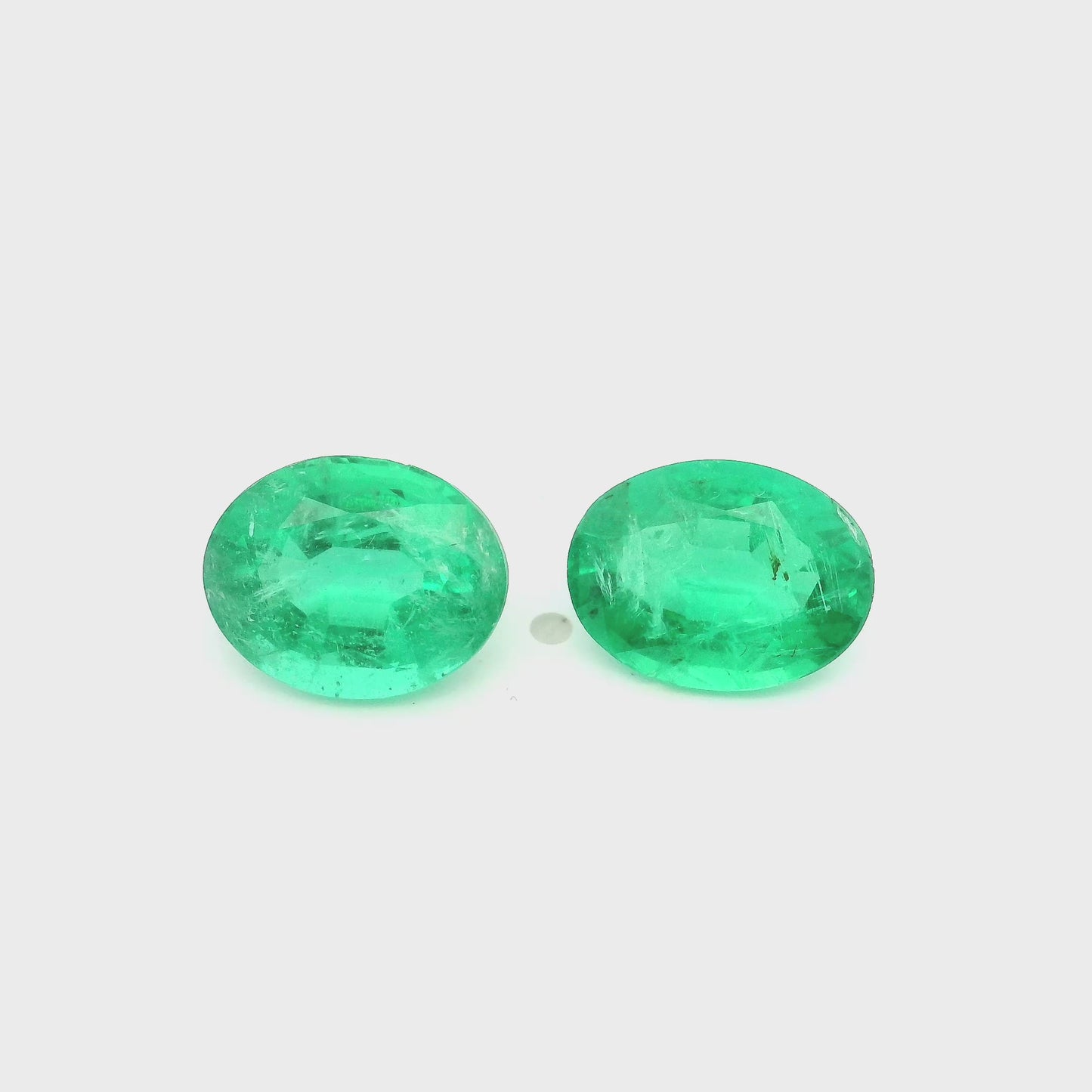 10.92x8.63x0.00mm Oval Emerald (2 pc 6.24 ct)