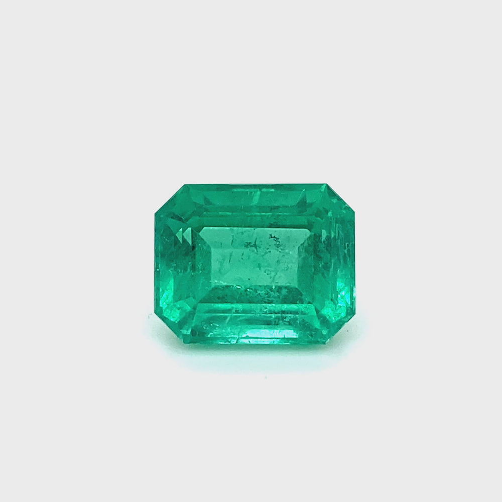 
                  
                    Load and play video in Gallery viewer, 14.64x11.65x9.00mm Octagon Emerald (1 pc 11.32 ct)
                  
                