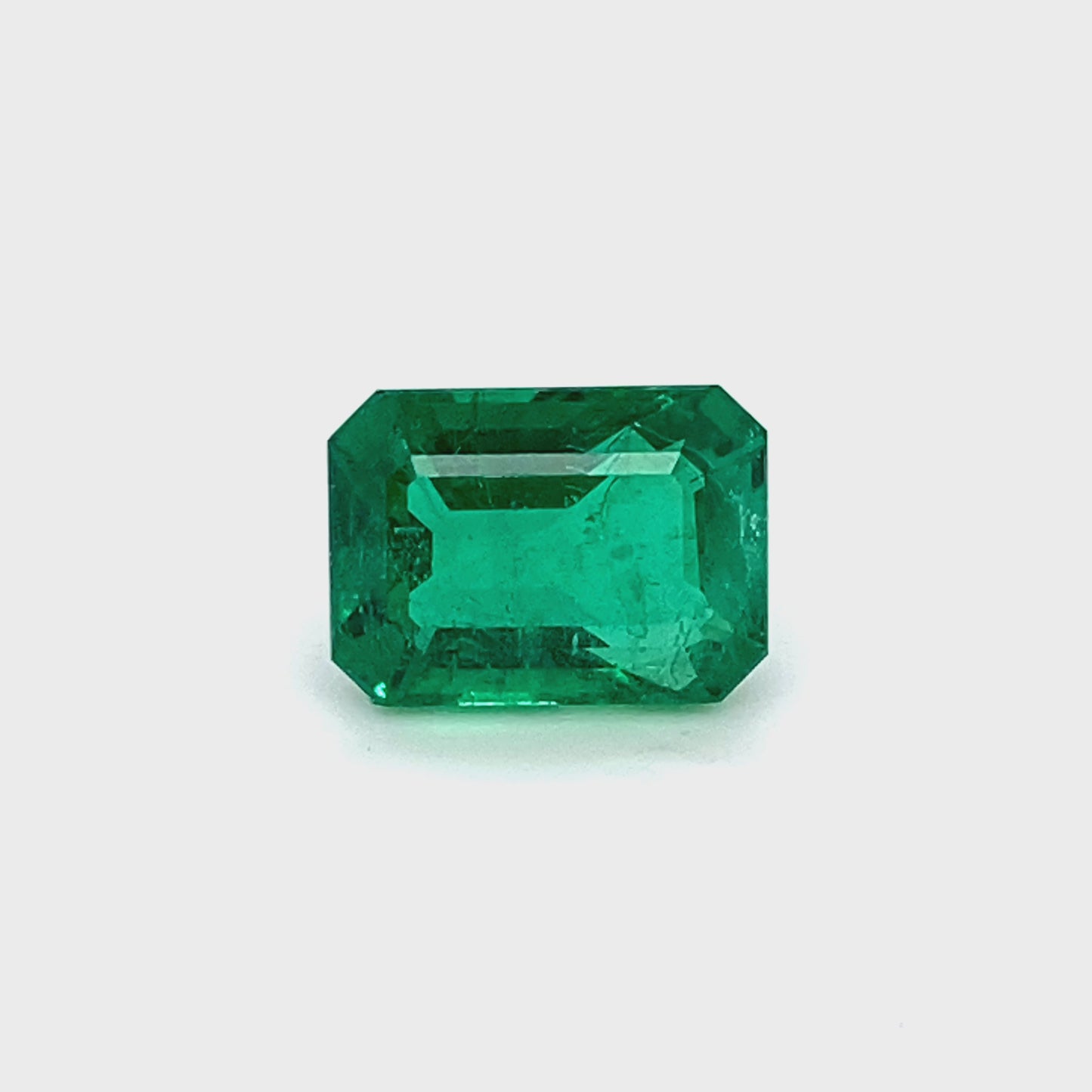 
                  
                    Load and play video in Gallery viewer, 12.17x8.76x6.57mm Octagon Emerald (1 pc 5.43 ct)
                  
                