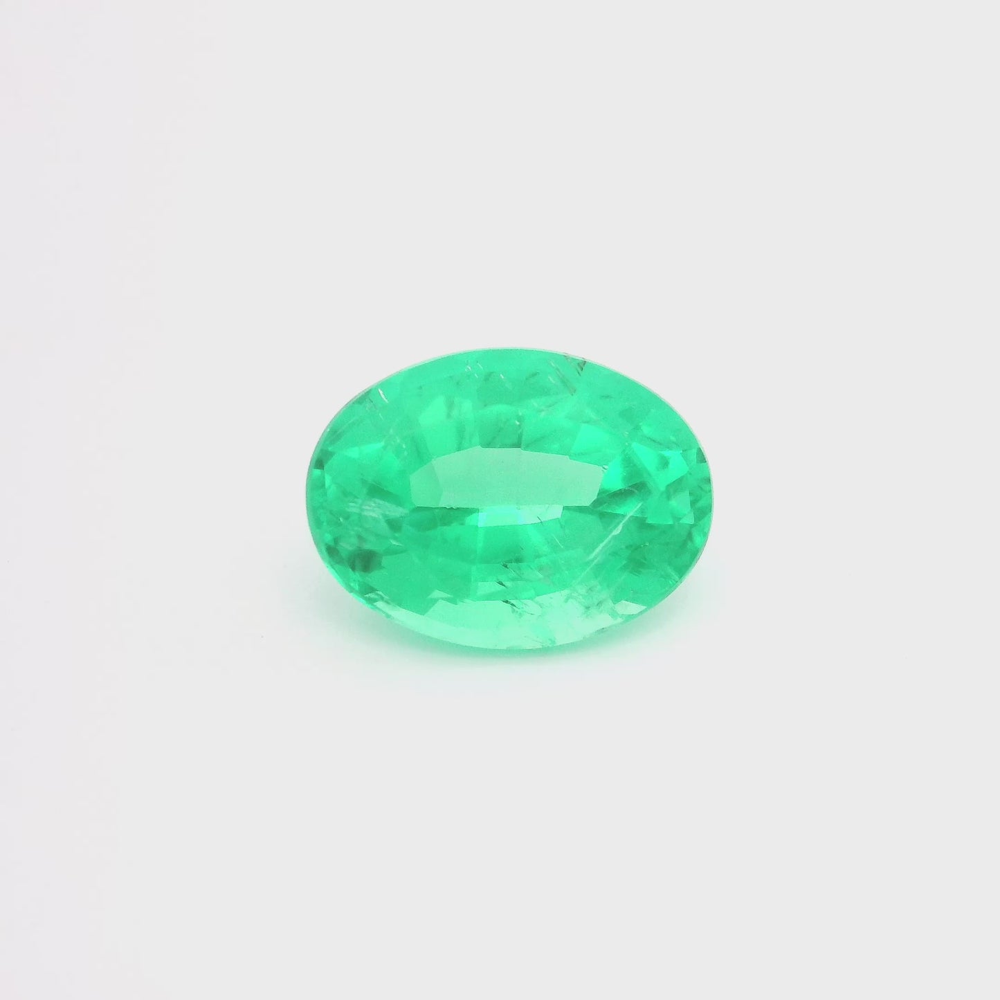 12.07x8.91x6.58mm Oval Emerald (1 pc 4.07 ct)