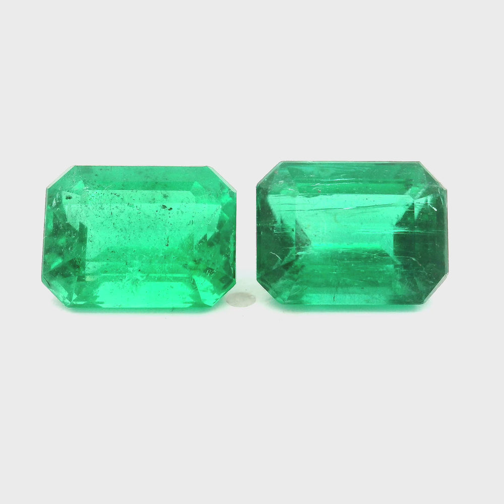 
                  
                    Load and play video in Gallery viewer, 9.87x7.38x5.69mm Octagon Emerald (2 pc 6.21 ct)
                  
                