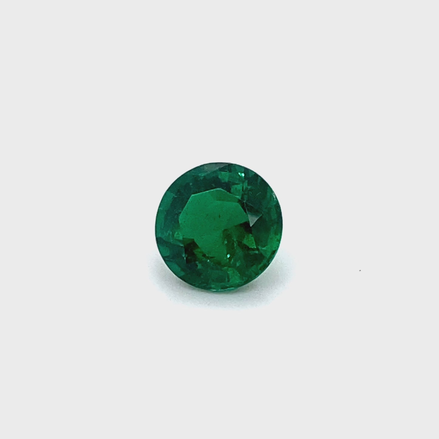 
                  
                    Load and play video in Gallery viewer, 8.74x8.78x5.49mm Round Emerald (1 pc 2.32 ct)
                  
                