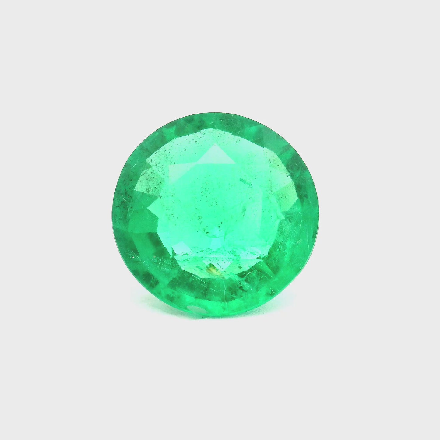 
                  
                    Load and play video in Gallery viewer, 11.36x11.41x5.46mm Round Emerald (1 pc 4.00 ct)
                  
                