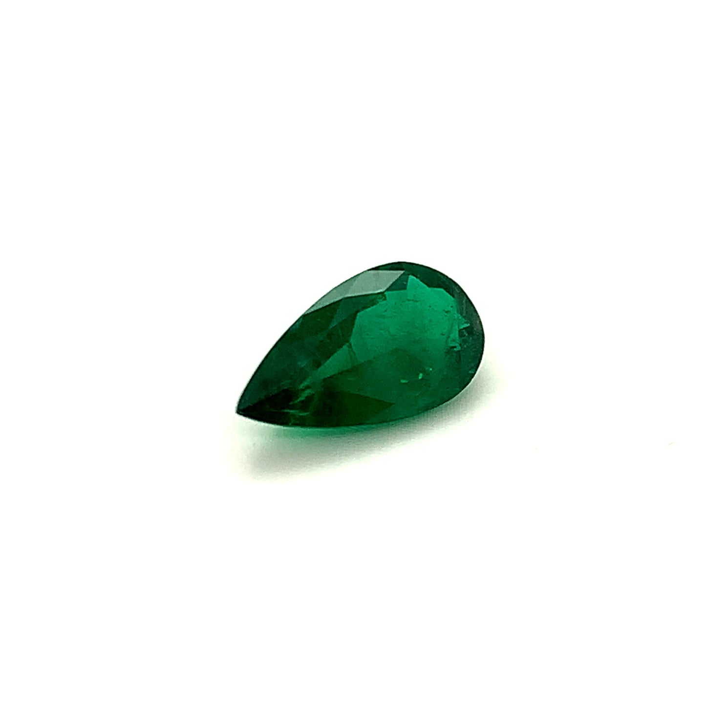
                  
                    18.53x10.17x6.08mm Pear-shaped Emerald (1 pc 6.24 ct)
                  
                