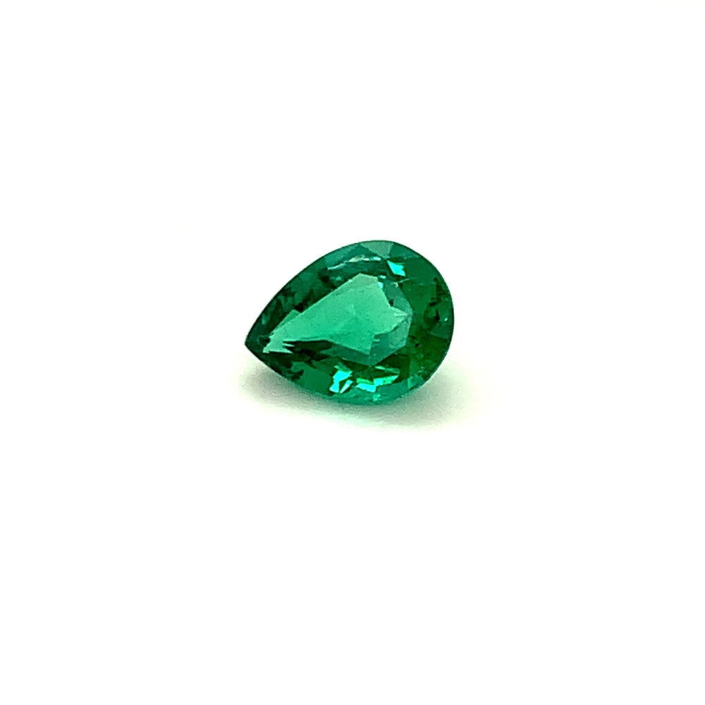 
                  
                    12.33x9.25x5.91mm Pear-shaped Emerald (1 pc 3.53 ct)
                  
                