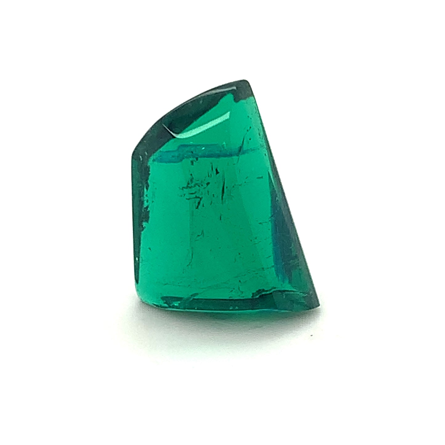 
                  
                    18.07x13.07x6.43mm Cab Fancy Emerald (1 pc 10.86 ct)
                  
                