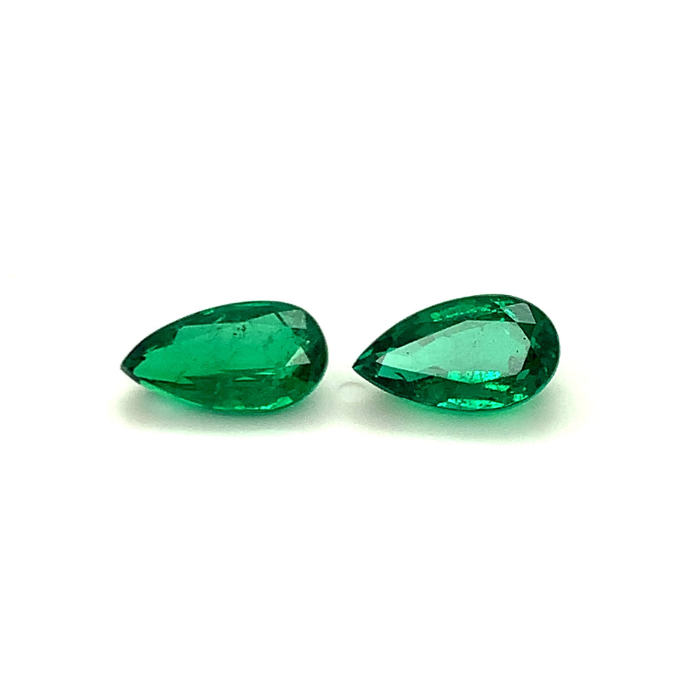 
                  
                    14.00x8.03x6.58mm Pear-shaped Emerald (2 pc 8.07 ct)
                  
                