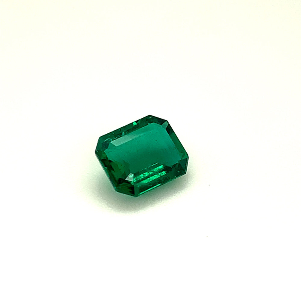 
                  
                    9.44x7.94x4.37mm Octagon Emerald (1 pc 2.61 ct)
                  
                