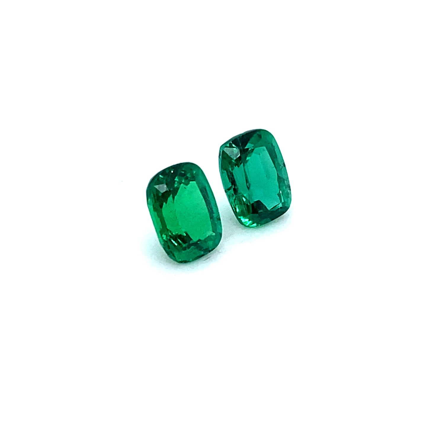 
                  
                    6.90x5.20x0.00mm Cushion Emerald (2 pc 1.96 ct)
                  
                