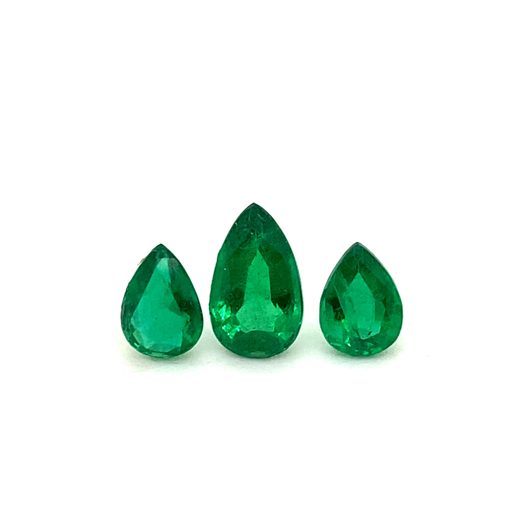 7.70x5.60x0.00mm Pear-shaped Emerald (3 pc 3.50 ct)