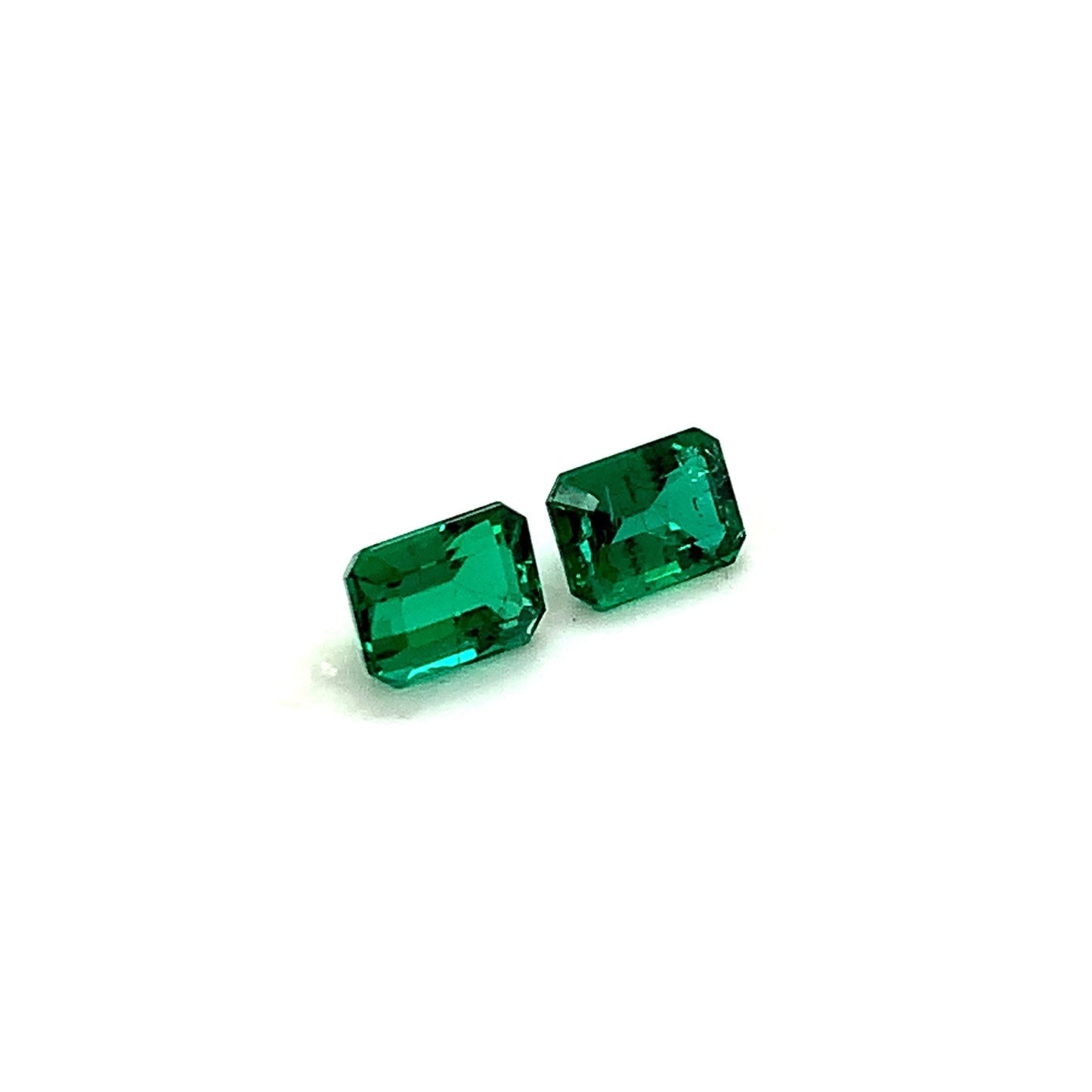 
                  
                    8.00x6.00x0.00mm Octagon Emerald (2 pc 2.89 ct)
                  
                