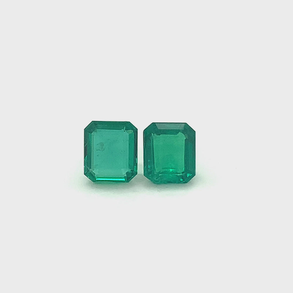 
                  
                    Load and play video in Gallery viewer, 7.90x6.86x3.42mm Octagon Emerald Pair (2 pc 2.96 ct)
                  
                