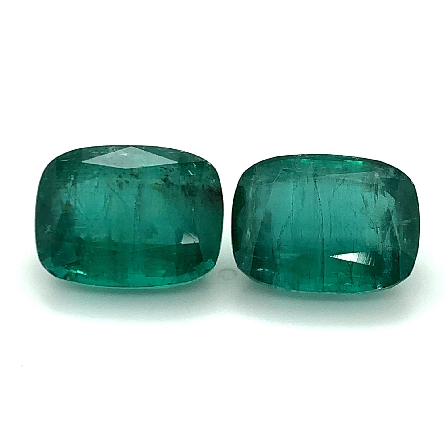 
                  
                    Load and play video in Gallery viewer, 19.30x15.00x0.00mm Cushion Emerald (2 pc 43.76 ct)
                  
                
