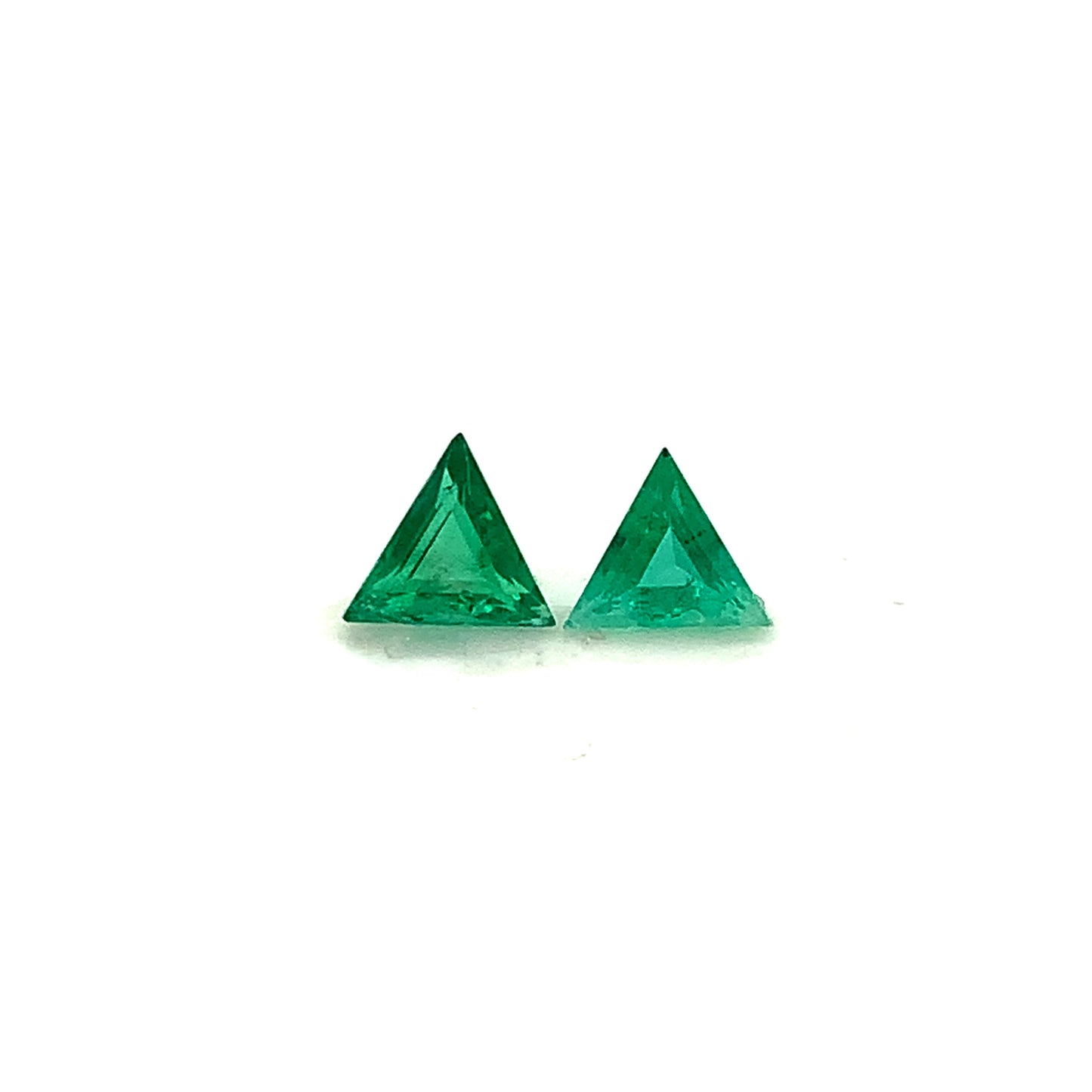 
                  
                    5.90x5.70x0.00mm Trillion Emerald (2 pc 0.94 ct)
                  
                