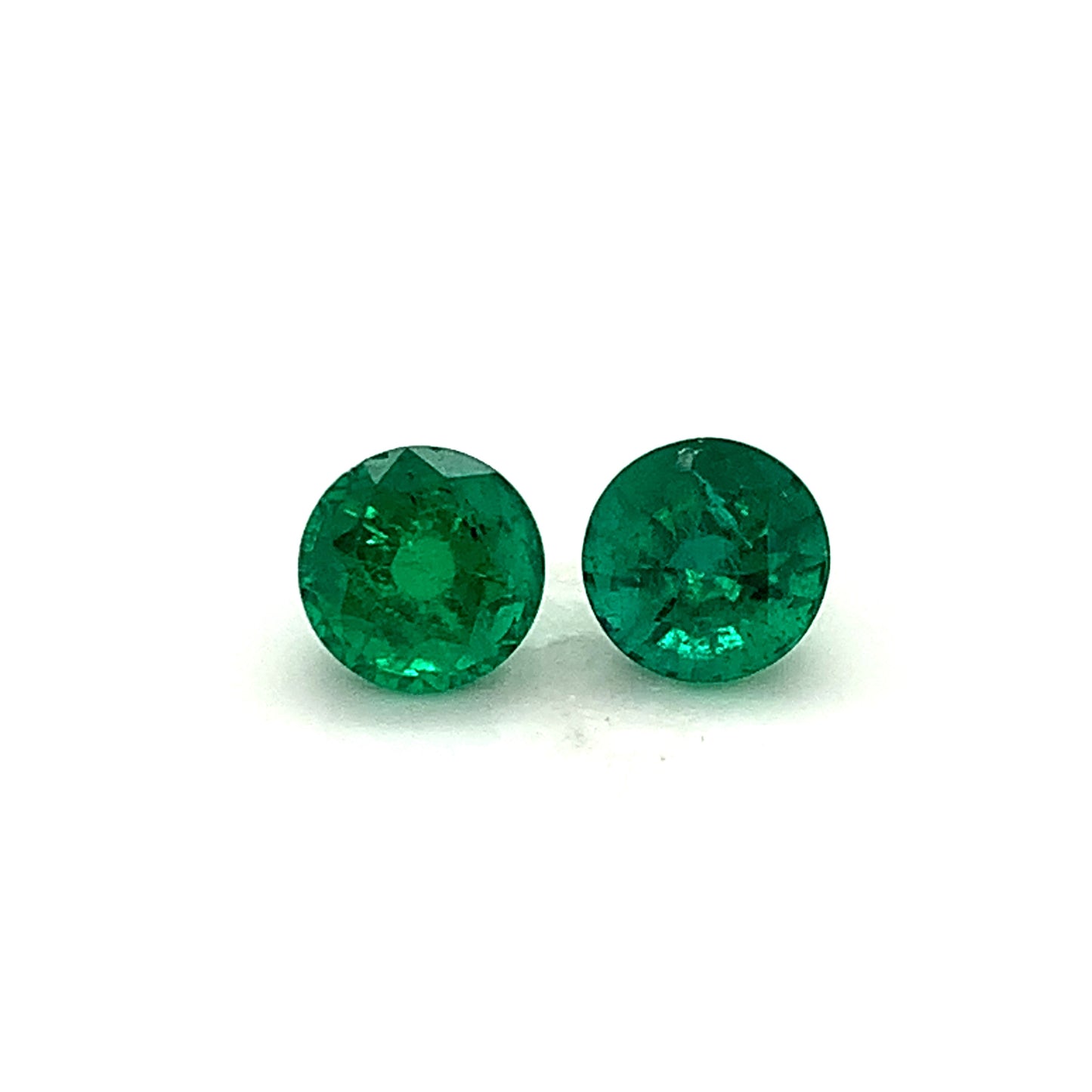 
                  
                    Round Emerald (2 pc 3.26 ct)
                  
                