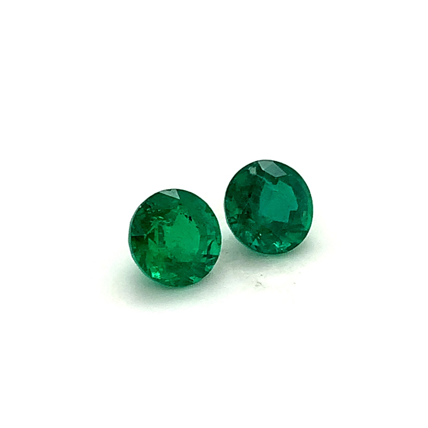 
                  
                    Round Emerald (2 pc 3.26 ct)
                  
                