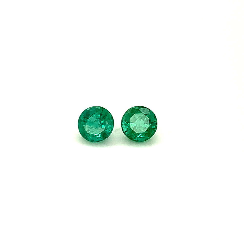 8.20x8.00x0.00mm Round Emerald (2 pc 2.42 ct)