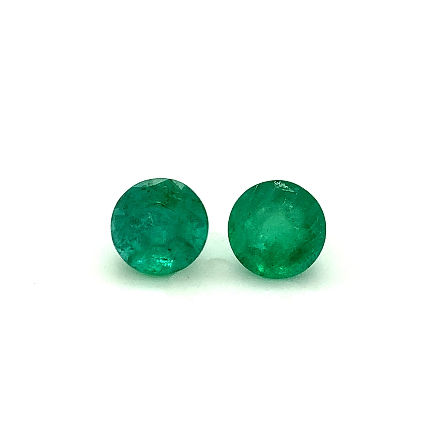 
                  
                    7.50x0.00x0.00mm Round Emerald (2 pc 3.19 ct)
                  
                