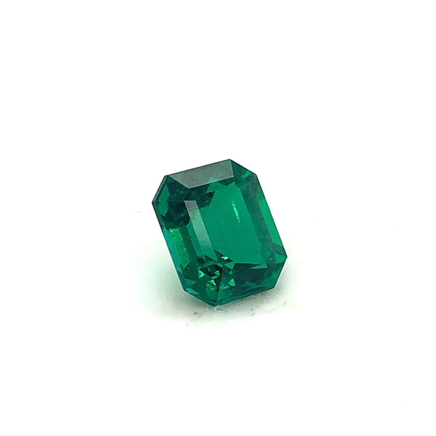 
                  
                    11.72x9.93x7.35mm Octagon Emerald (1 pc 5.87 ct)
                  
                