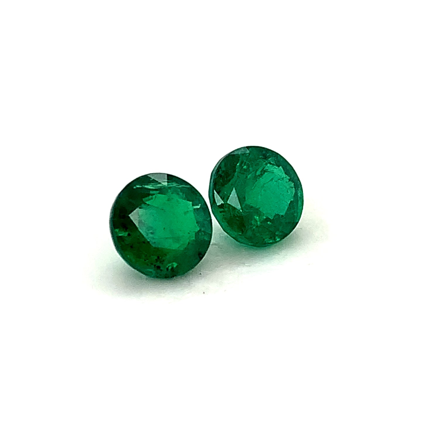
                  
                    8.06x0.00x0.00mm Round Emerald (2 pc 3.96 ct)
                  
                