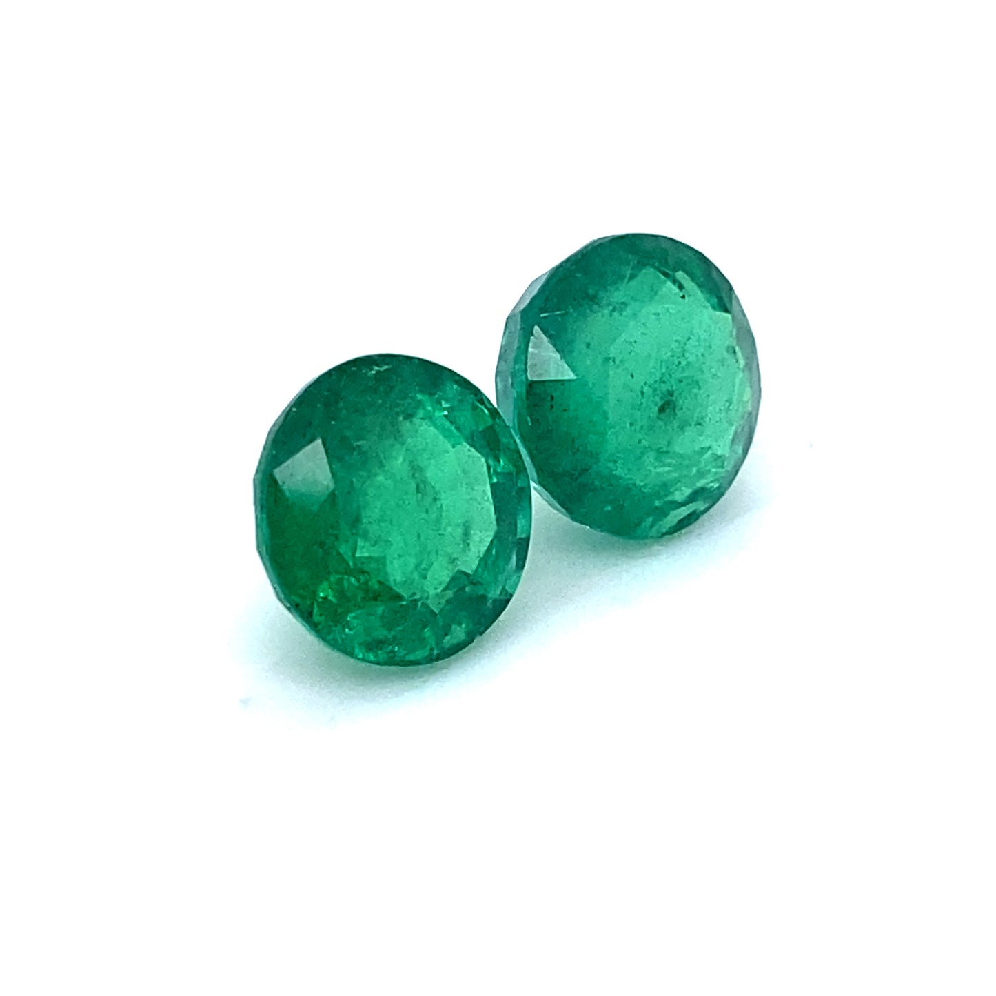 
                  
                    9.45x0.00x0.00mm Round Emerald (2 pc 7.04 ct)
                  
                