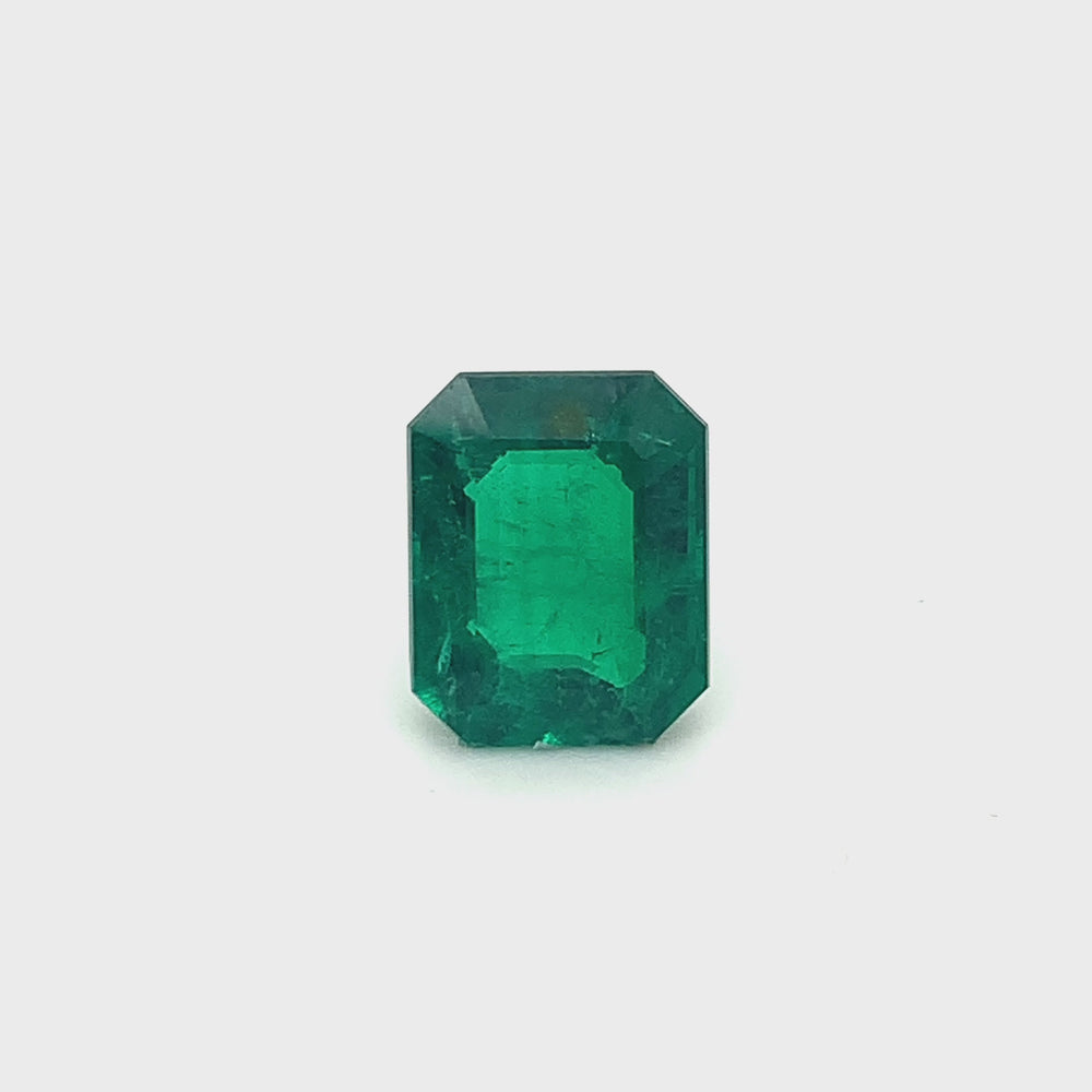 
                  
                    Load and play video in Gallery viewer, 12.69x10.14x6.48mm Octagon Emerald (1 pc 5.89 ct)
                  
                