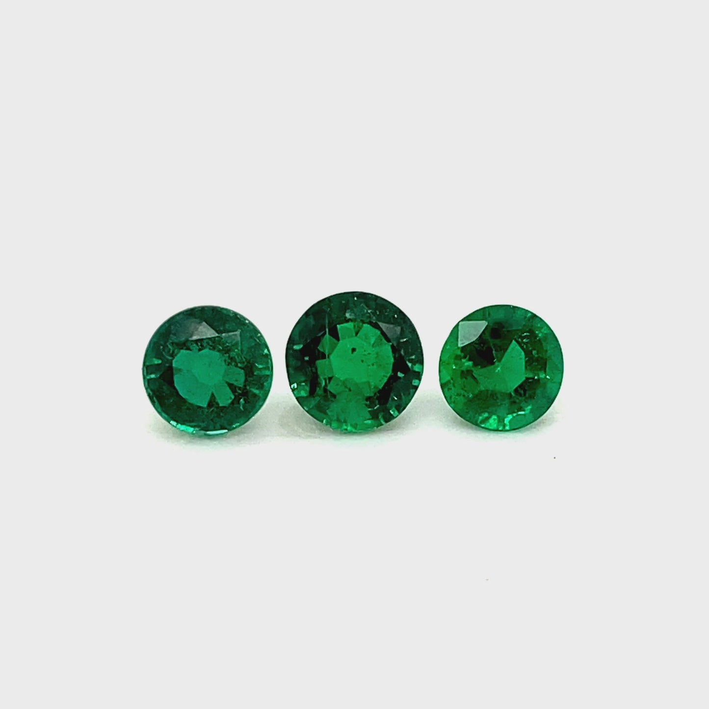 6.40x0.00x0.00mm Round Emerald (3 pc 3.33 ct)