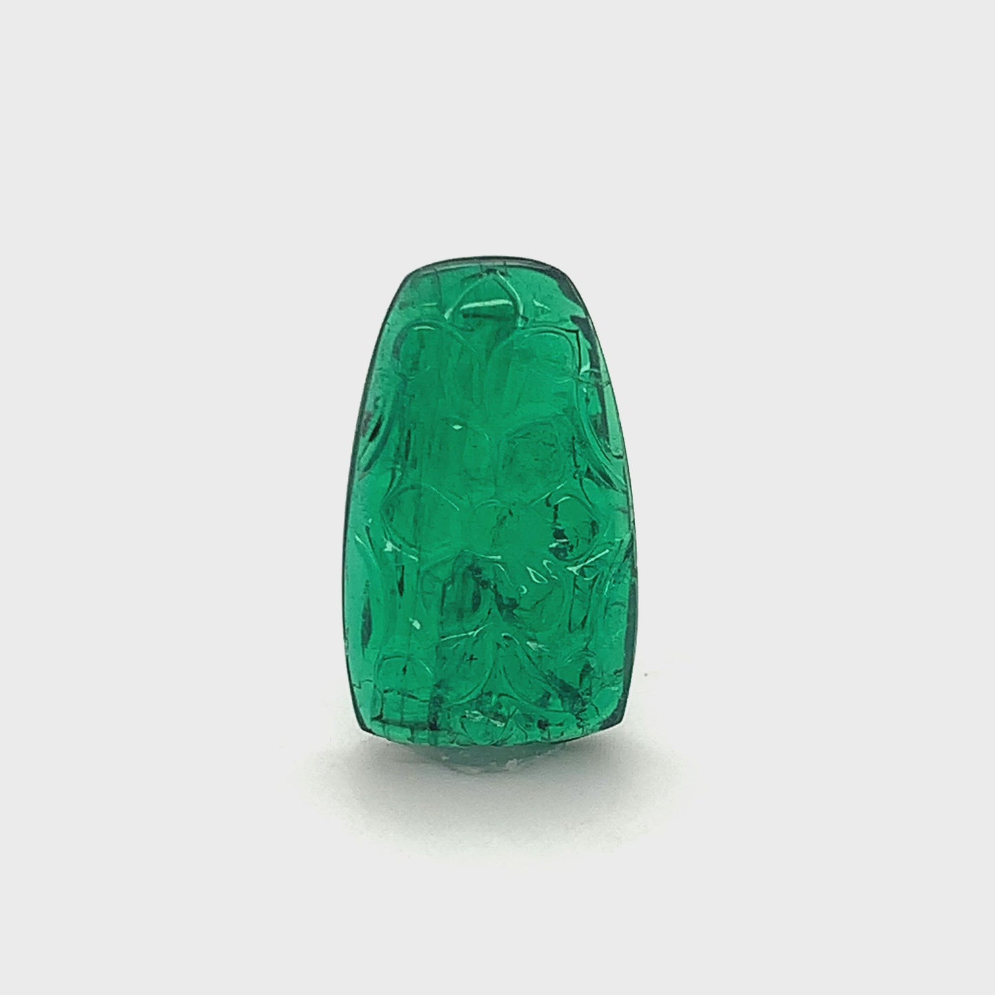 21.18x12.70x4.57mm Carving Emerald (1 pc 10.96 ct)