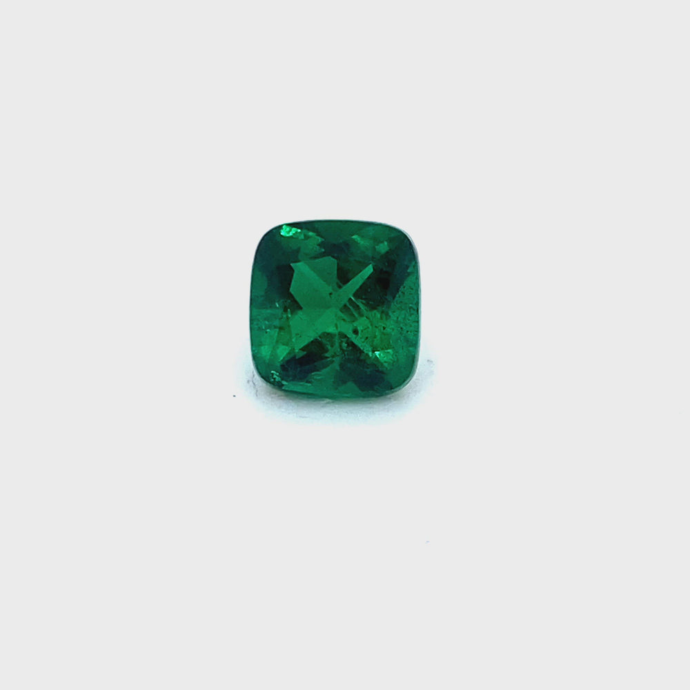
                  
                    Load and play video in Gallery viewer, 8.02x7.71x5.42mm Cushion Emerald (1 pc 2.21 ct)
                  
                