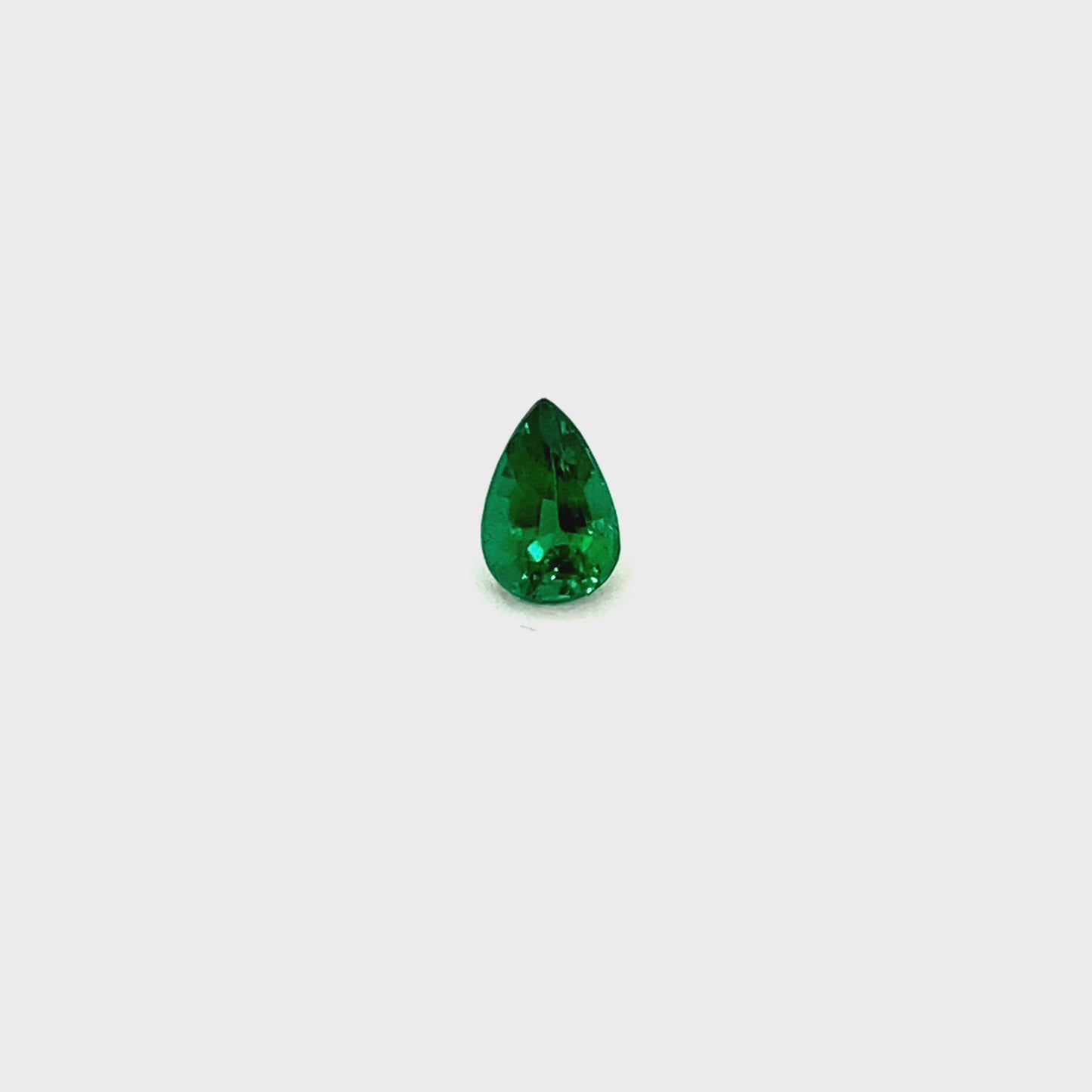 5.80x3.95x3.16mm Pear-shaped Emerald (1 pc 0.38 ct)