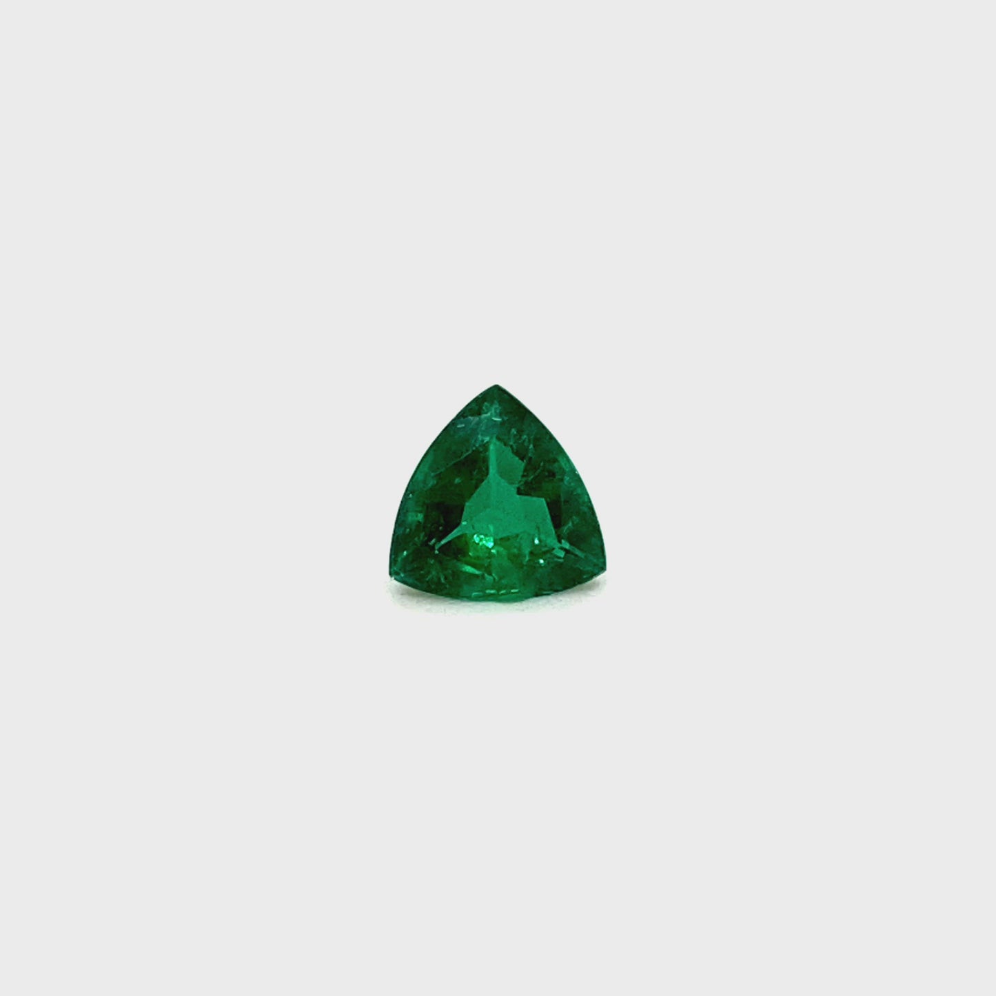 
                  
                    Load and play video in Gallery viewer, 7.90x7.85x4.26mm Trillion Emerald (1 pc 1.30 ct)
                  
                