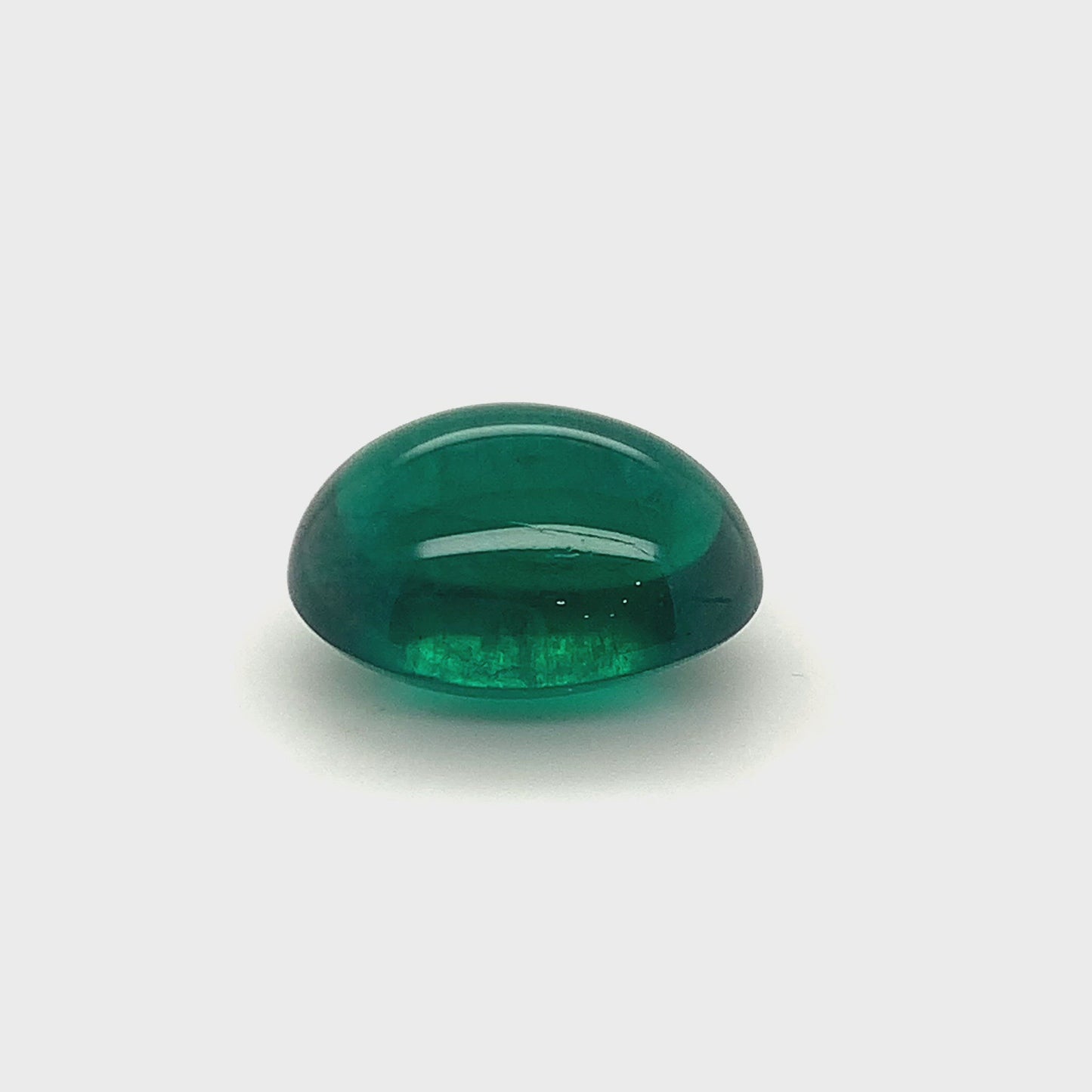 20.30x15.01x11.55mm Cab Oval Emerald (1 pc 23.62 ct)