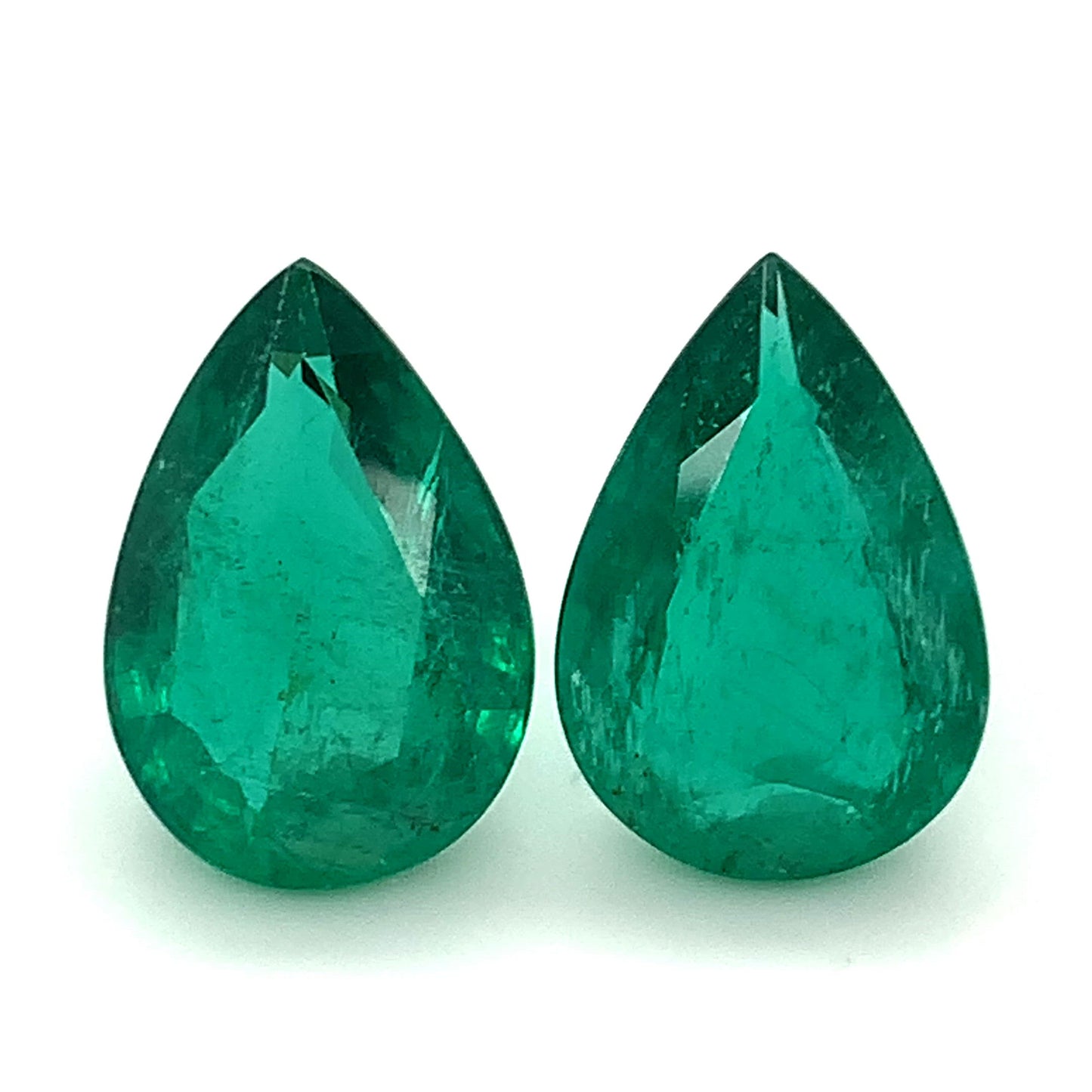 18.88x13.10x6.48mm Pear-shaped Emerald (2 pc 19.84 ct)