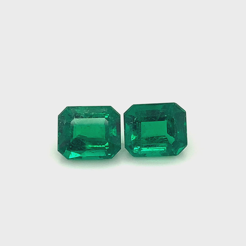 
                  
                    Load and play video in Gallery viewer, 10.03x8.49x6.28mm Octagon Emerald Pair (2 pc 7.45 ct)
                  
                