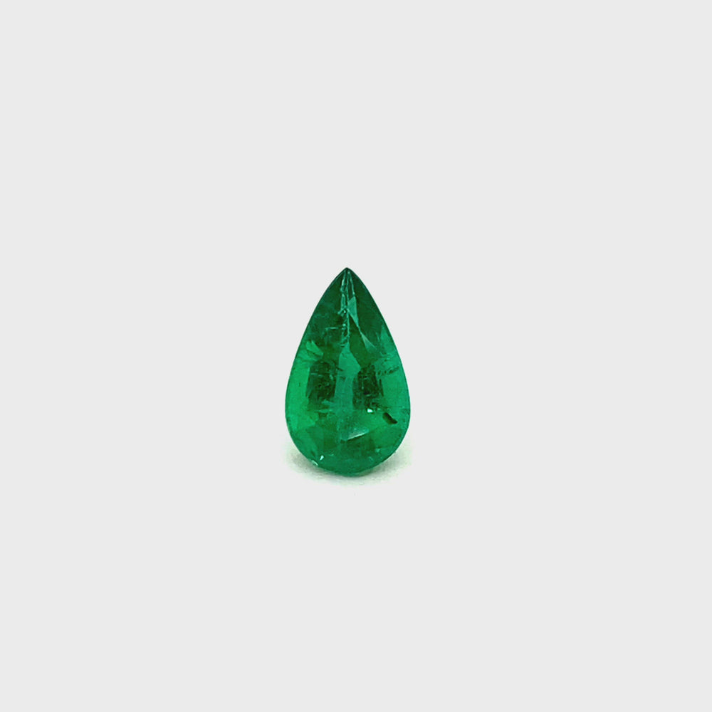 
                  
                    Load and play video in Gallery viewer, 10.15x6.19x4.60mm Pear-shaped Emerald (1 pc 1.48 ct)
                  
                