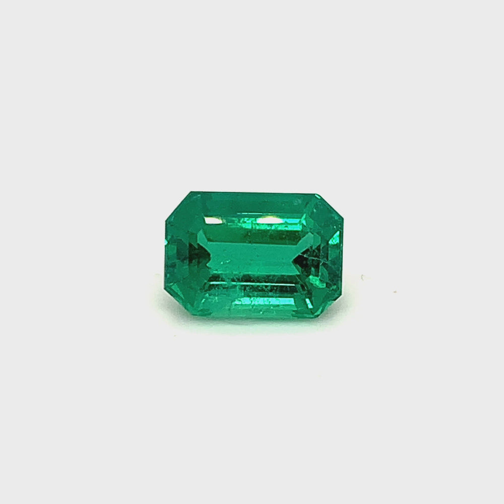 
                  
                    Load and play video in Gallery viewer, 11.55x8.10x5.85mm Cushion Emerald (1 pc 3.99 ct)
                  
                