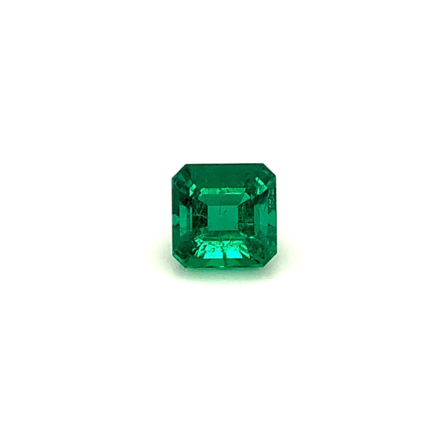 
                  
                    Load and play video in Gallery viewer, 8.30x8.25x5.89mm Octagon Emerald (1 pc 2.90 ct)
                  
                