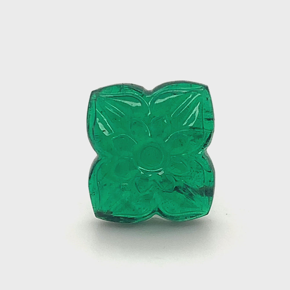 
                  
                    Load and play video in Gallery viewer, 15.74x14.24x6.27mm Carving Emerald (1 pc 13.20 ct)
                  
                